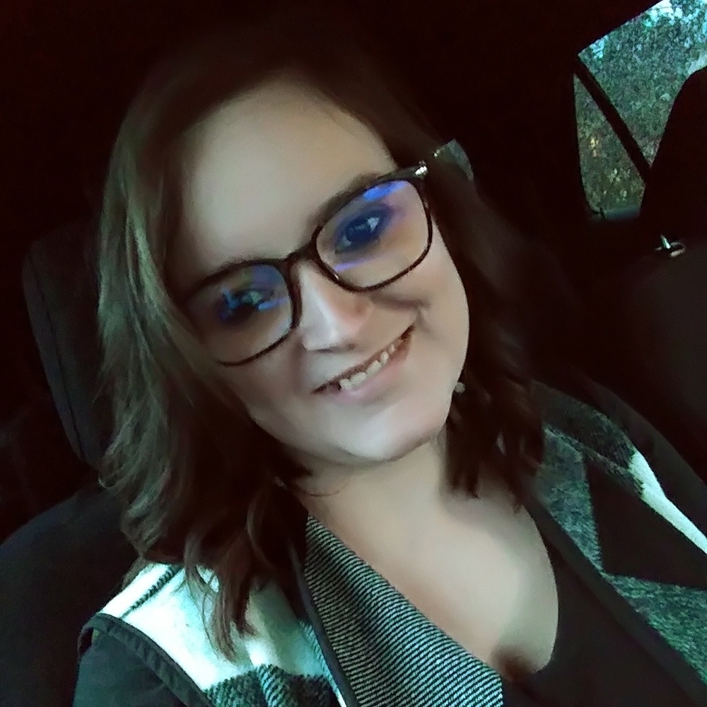 Meet your Posher, Amanda